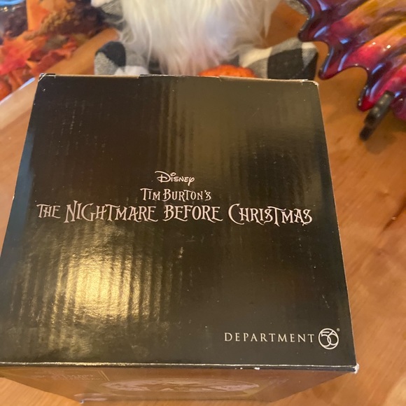 NIB Tim Burton Disney Nightmare before Christmas Pumpkin King Water Globe - Picture 2 of 8